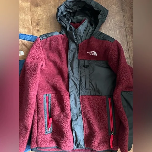The North Face Boys’ Forrest Fleece Mashup Jacket - medium (10/12)